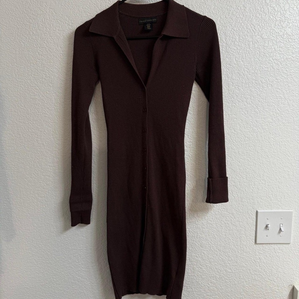 Elegant Brown Button-Up Dress